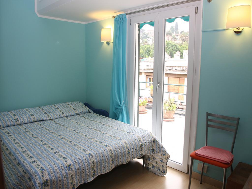 Colombo Flexyrent Studio Rapallo Eksteriør bilde